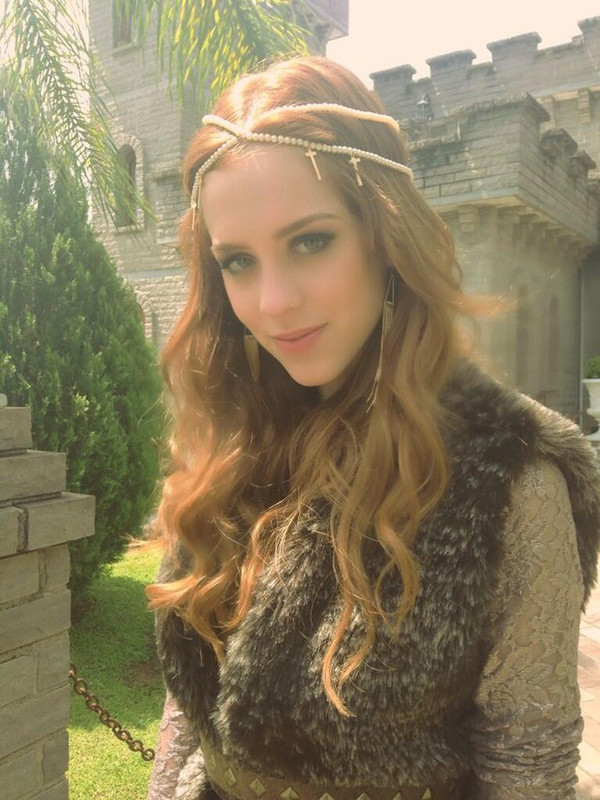 Sophia Abrahao Sophia Abrahao